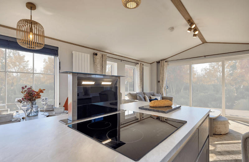 Willerby’s new flagship holiday home features a large kitchen island – a first for the Vogue – with a stylish, space-saving pop-up extractor.