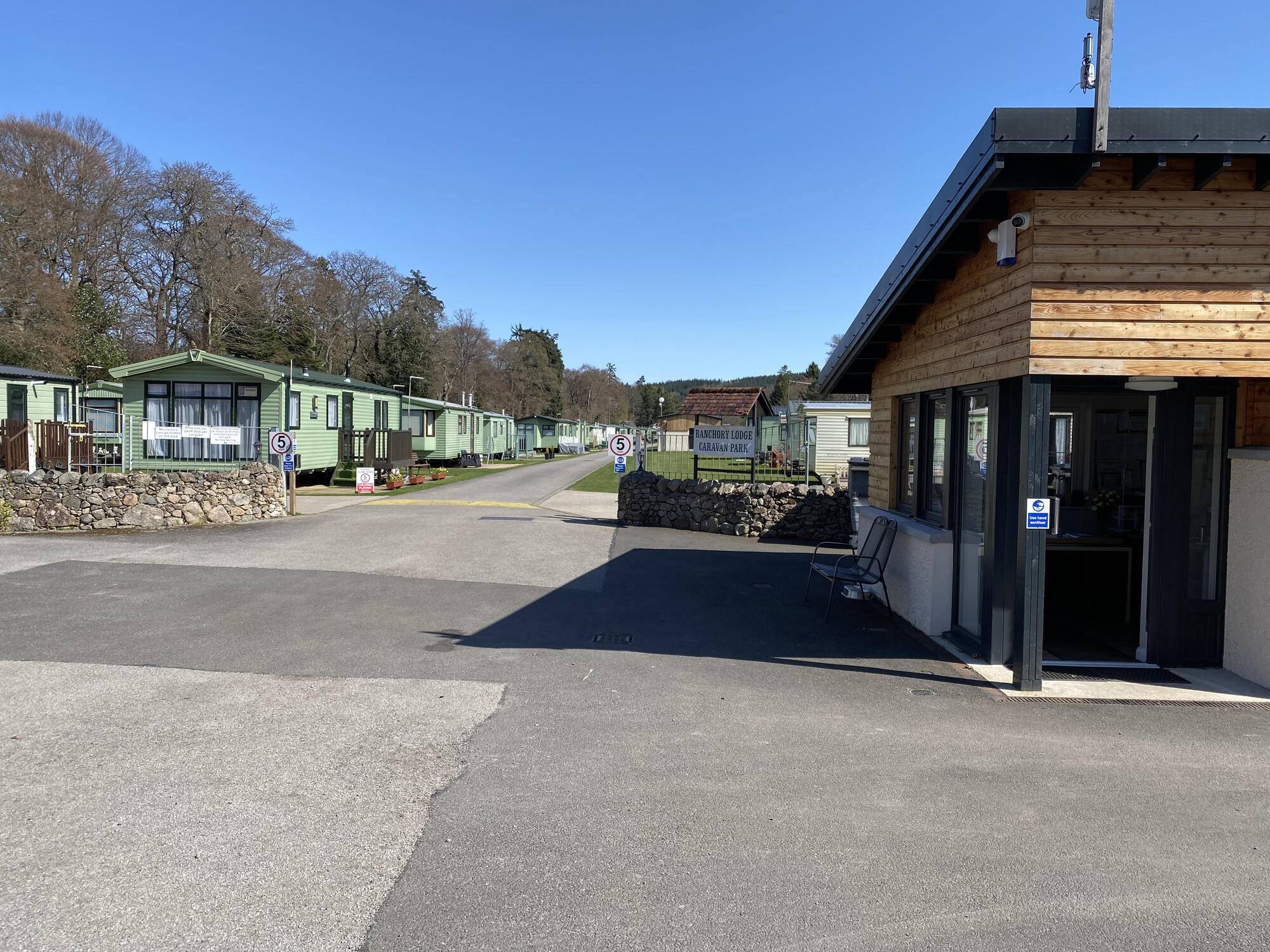 Banchory_Lodge_Caravan_Park_5_48249f704a.jpg