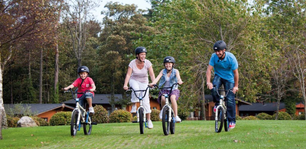 Top 10 tips to keep the kids busy this Spring