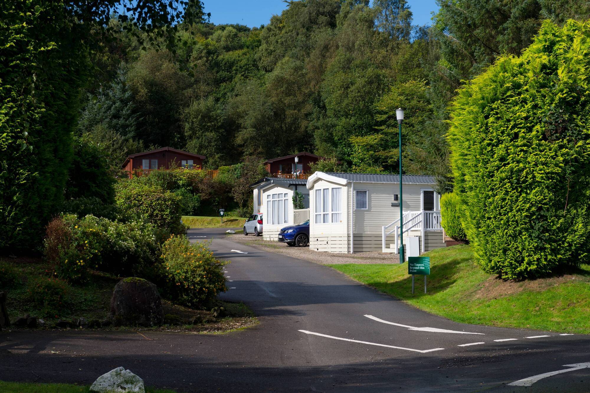 LW_Holiday_Homes_in_Gardens_Kieran_Gibbons_6cea653f11.jpg