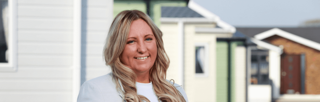 Team talk with Lorna Winsor