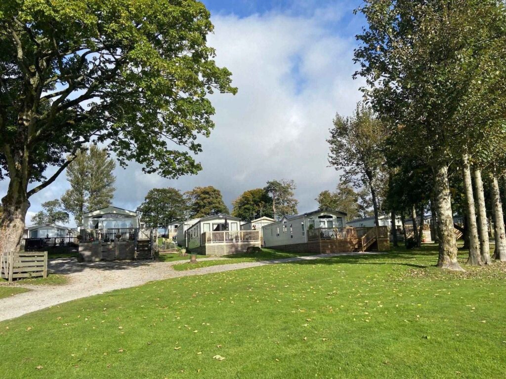 Tarn House Caravan Park and Country Inn