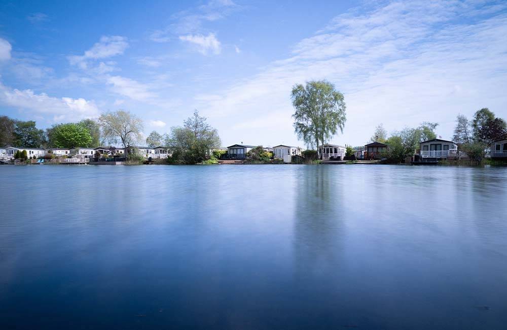 Tattershall_Lakes_3_87bf716f41.jpg