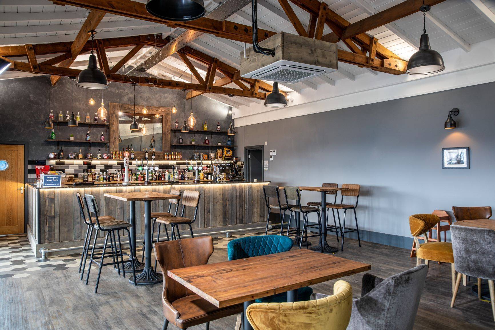 bar_area_07249b779c.jpg