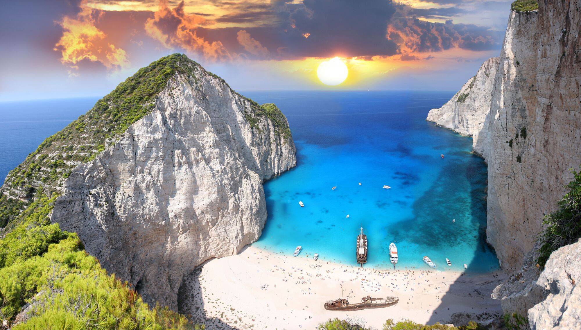 location_greece_Navagio_beach_in_Zakynthos_c7b9224cb7-2.jpg