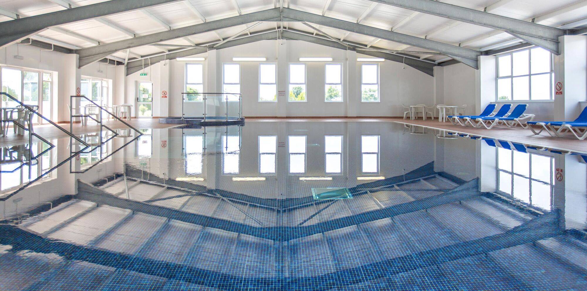 newperran_facilities_pool_4dbb18974d.jpg