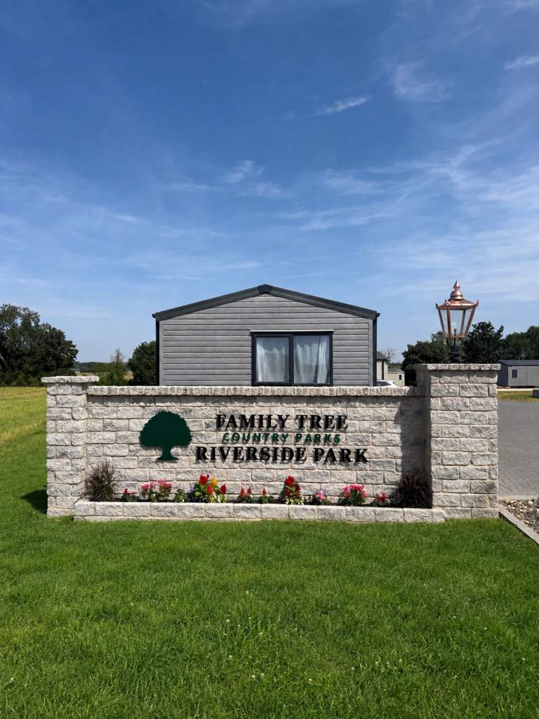 Riverside Holiday Park